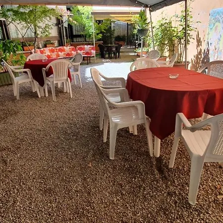Giovanna Hotel