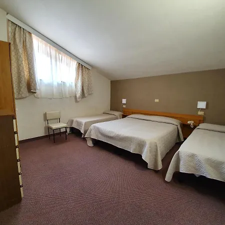 Hotel Giovanna 3*
